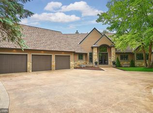2341 Cherrywood Rd, Minnetonka, MN 55305