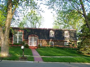 12747 Merribrook Dr, Florissant, MO 63033
