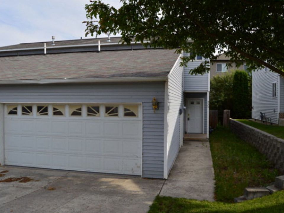 1st image of 229 NW Clay Ct