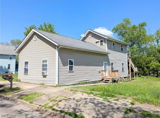 1104 4th St SW, Massillon, OH 44647