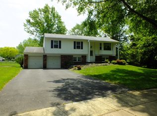 82 Campbell Ct, Freehold, NJ 07728