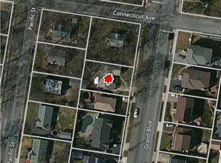 146 Grand Blvd, Massapequa Park, NY 11762