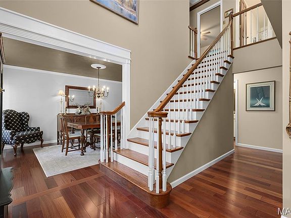 3rd image of 575 McBride Pointe Dr