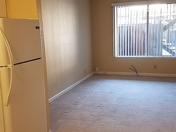 5th image of 881 Branham Ln APT 2