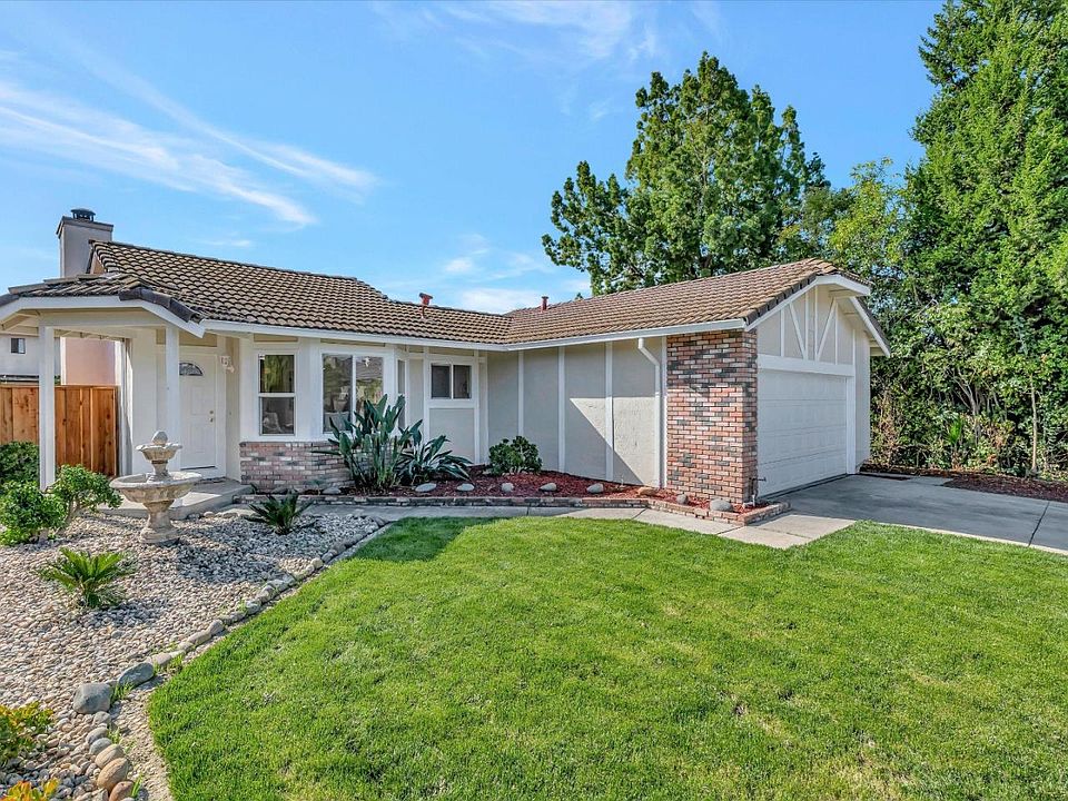 1st image of 3376 Fronda Dr