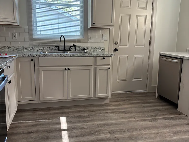 807 E Deshler Ave #807 — Photo 9