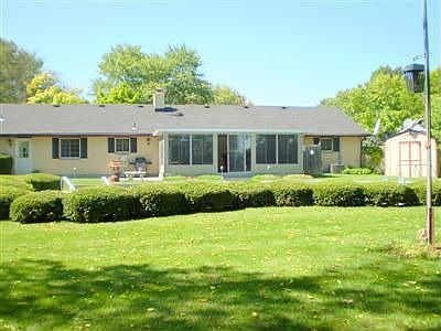 2nd image of 1170 Lomeda Ln
