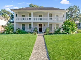 2027 Roanwood Dr, Houston, TX 77090