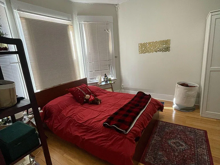 161 Edgewood Ave — Photo 6