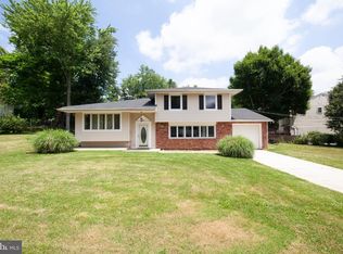 43 Suburban Blvd, Delran, NJ 08075