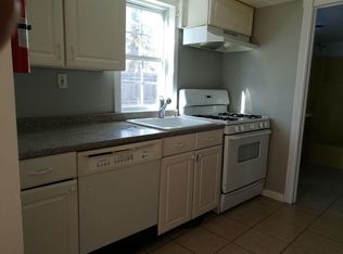 75 Holly Dr, Waretown, NJ 08758