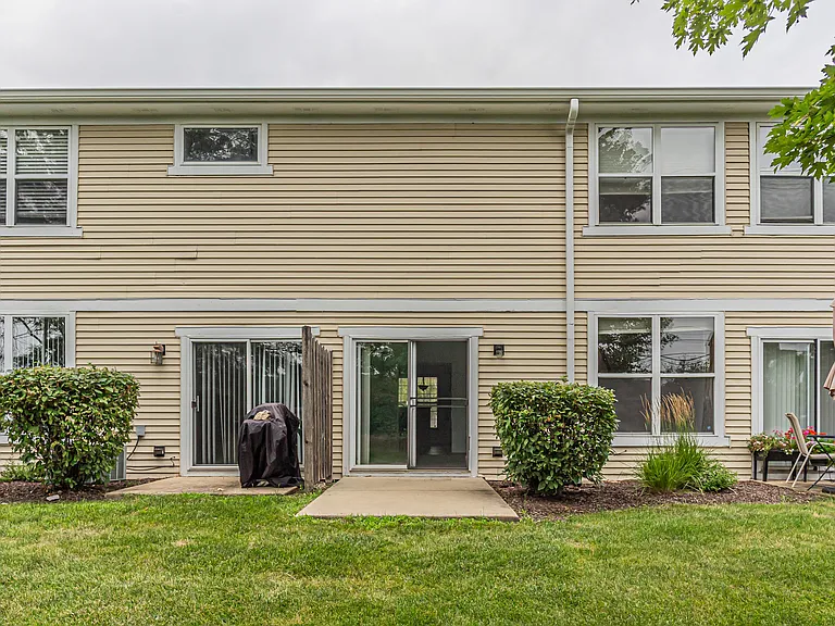 989 Sheridan Cir — Photo 30
