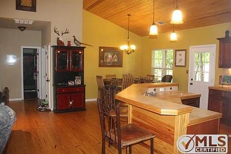 4th image of 2751 Horse Hollow Ln