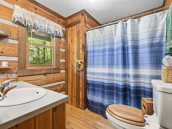 77th image of 86 Tipton Ct