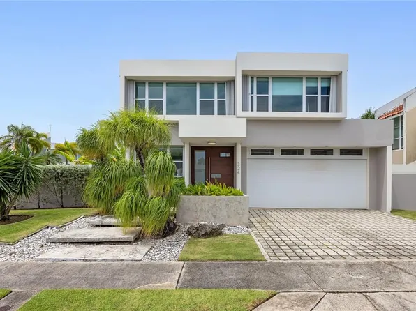 P 25 Delfin St, Dorado, PR 00646