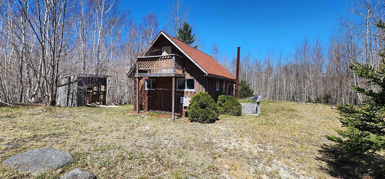 Canadian Off-Grid Retreat: 30 Acres in Nova Scotia for Under $59K - Old  Houses Under $100K, image size:1344x627