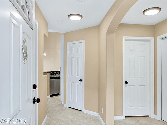 2nd image of 5161 Briar Meadow Way