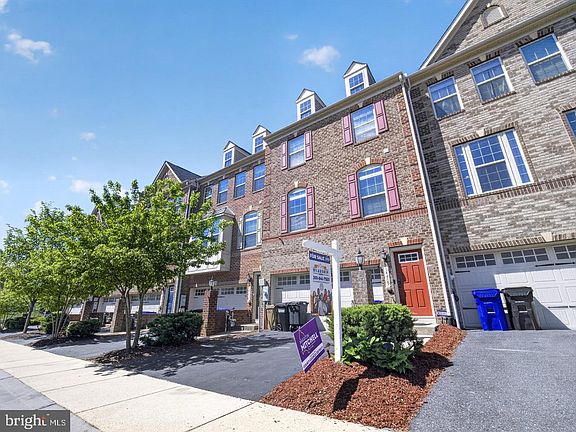 3rd image of 14409 Sandy Ridge Ln