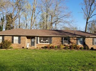 316 Donna Dr, Hopkinsville, KY 42240
