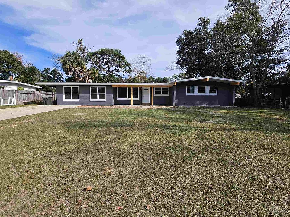 1st image of 4410 Deauville Way