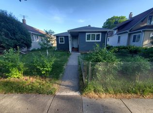 410 14th Ave S, Fargo, ND 58103