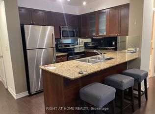 761 Bay St #807, Toronto, ON M5G 2R2