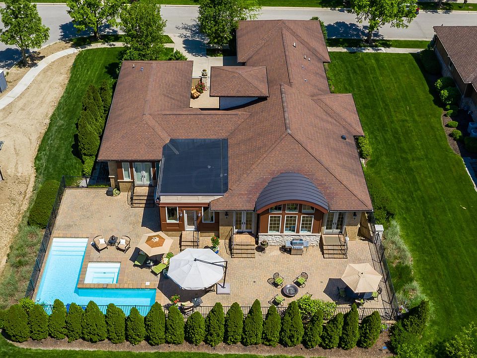 1st image of 7027 Calabria Pl
