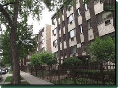5th image of 6021 Winthrop Ave #209