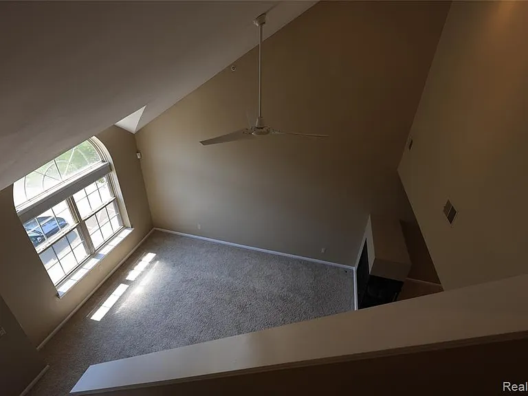 39460 Springwater Dr — Photo 10