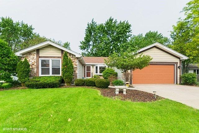 1st image of 208 Linden Dr
