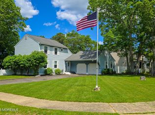 1 Lafayette Ct, Barnegat, NJ 08005