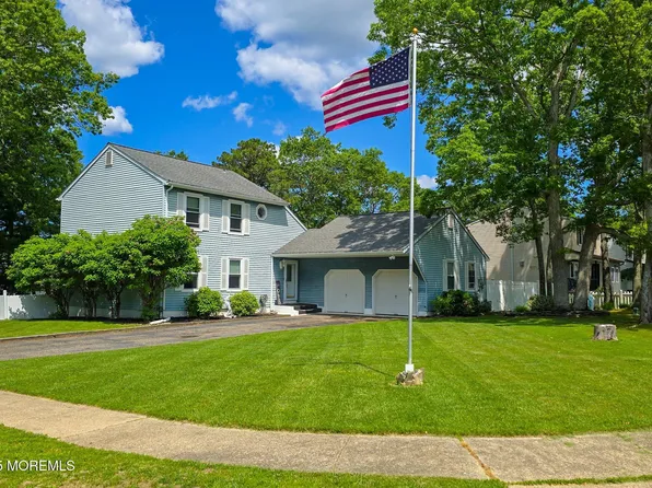 1 Lafayette Court, Barnegat, NJ 08005