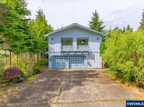 90 Seagrove Loop, Lincoln City, OR 97367