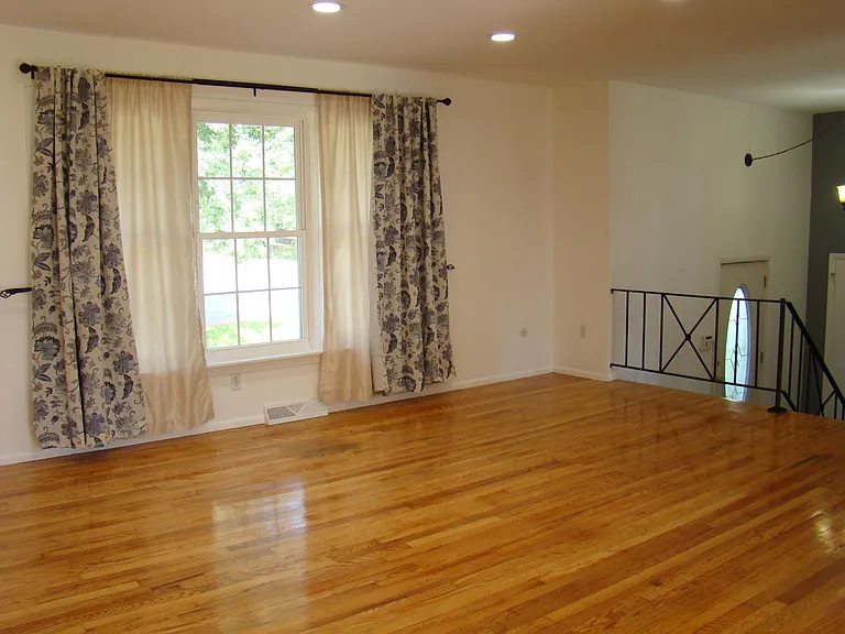 115 Birchwood Dr — Photo 6