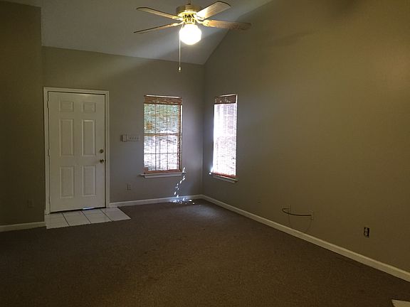 3rd image of 1265 Brady Hollow Ln
