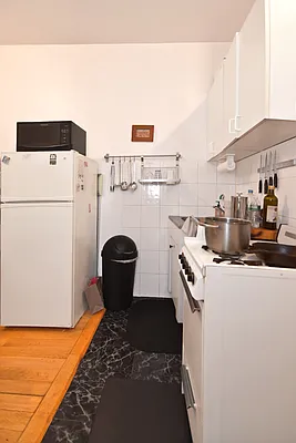 Rented by Ledvech Group | media 3