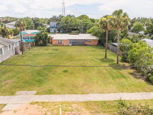 140 Daytona Ave, Holly Hill, FL 32117