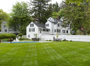 9 Abbot St, Andover, MA 01810