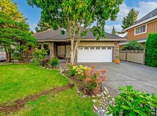 14946 22a Ave, Surrey, BC V4A9X3