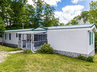 3998 Cuzzart Rd, Bruceton Mills, WV 26525