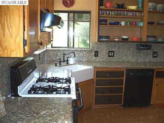3rd image of 14235 Ballantree Ln