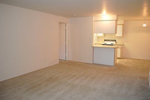 5th image of 7 NE Tandem Way APT 219