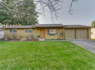 1223 NE Village Squire Ct, Gresham, OR 97030