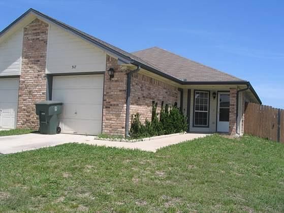 1st image of 317 Deloris Dr