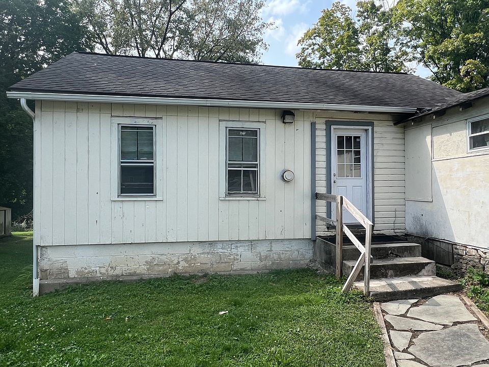 1st image of 74 Minnewaska Trl APT A-1