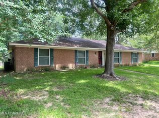 157 Fern Valley Rd, Brandon, MS 39042