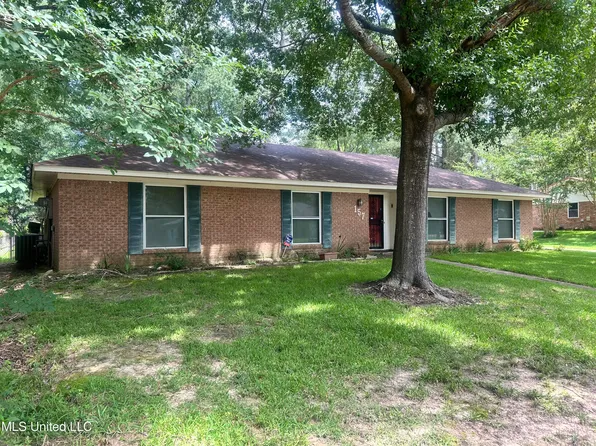 157 Fern Valley Rd, Brandon, MS 39042