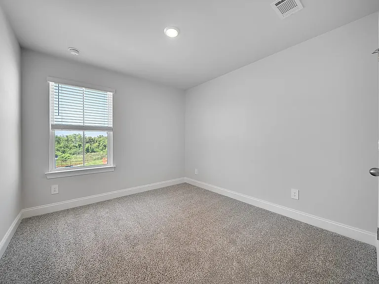 204 Douglas Bend Rd #404 — Photo 27