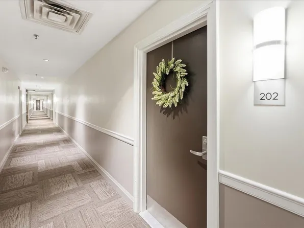 4 Constellation Place image 16 of 43