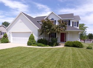 1307 S Clinton Ave, Saint Johns, MI 48879